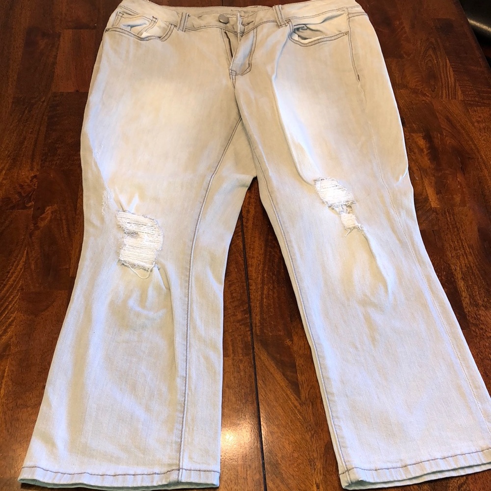 Lane Bryant grey capris
